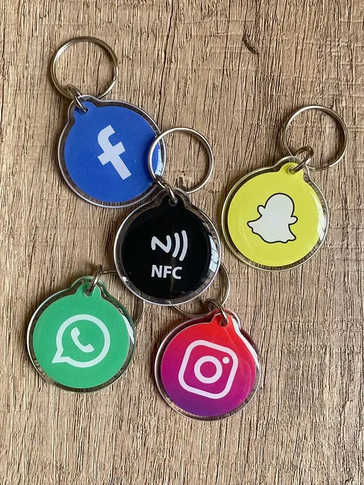 Instagram Snapchat WhatsApp NFC Epoxy Tag NFC Key Card Proximity 13.56MHz URL Link Sharing Keychain for Increase Followers